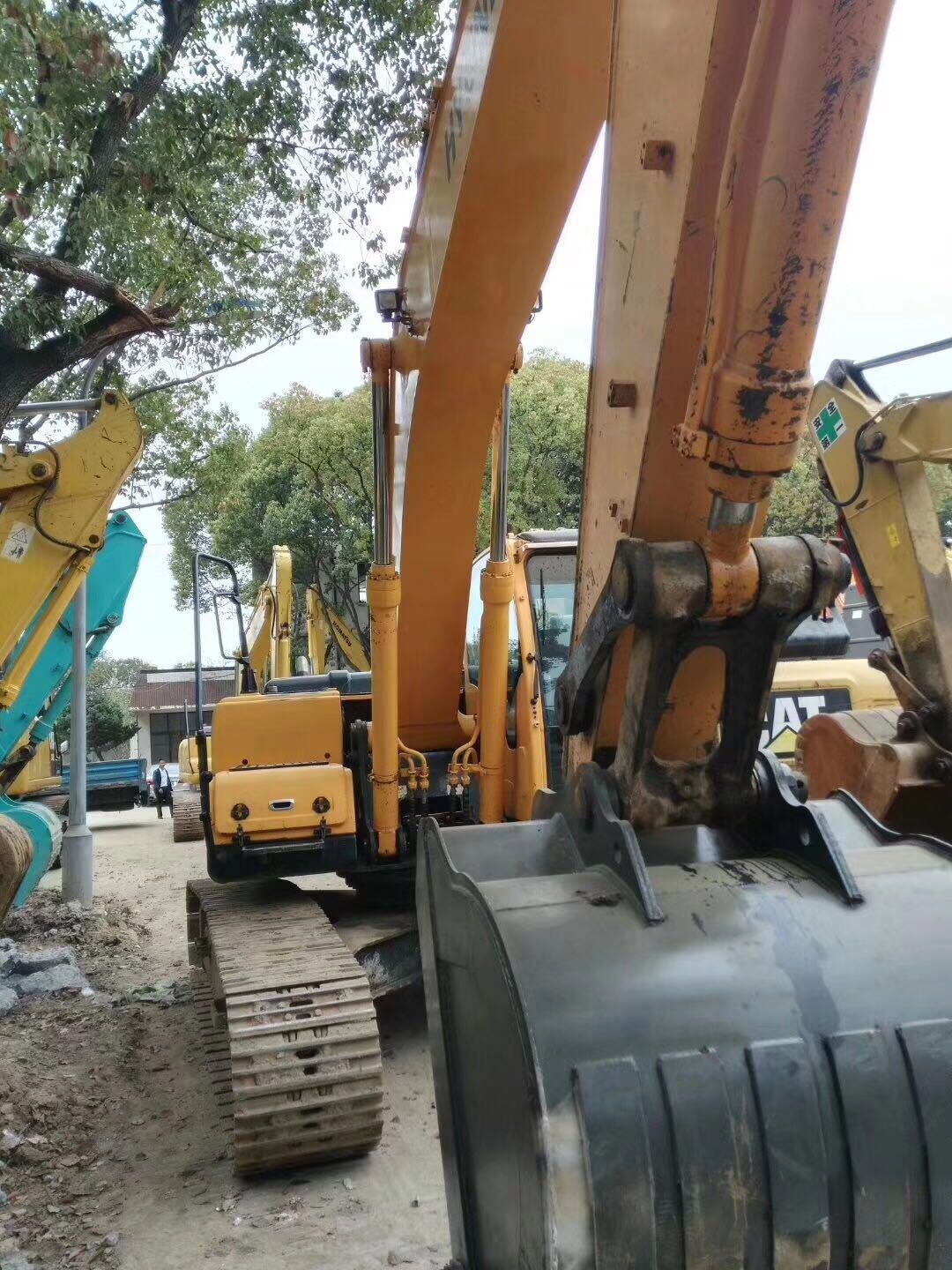 Used Hyundai Brand Hyundai Excavator (R225-9) for Sale