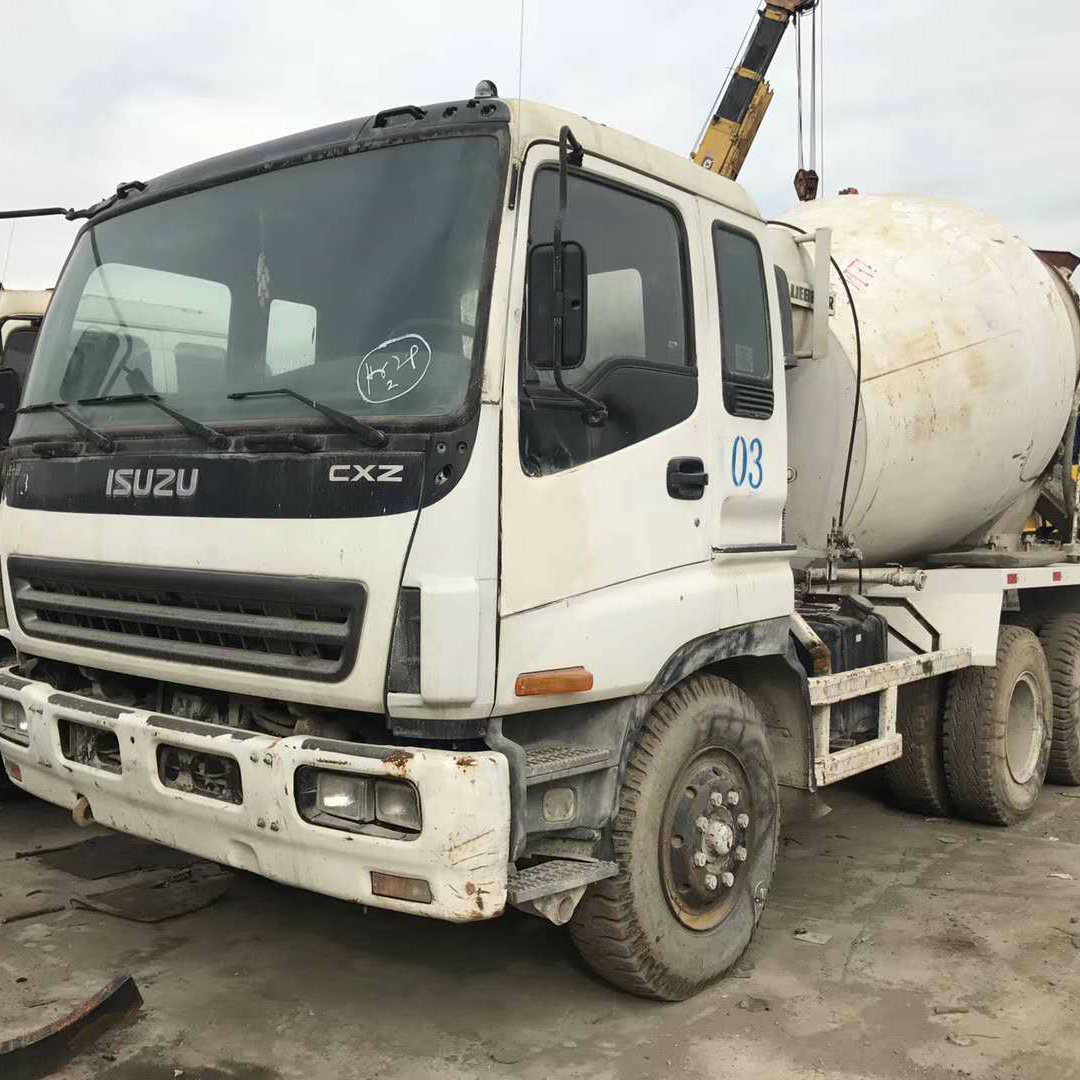 Used Isuzu Concrete Mixer Truck in Good Condition