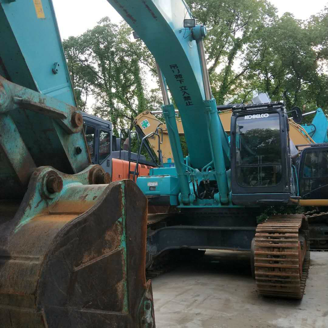 Chine 
                Utilisé pour la vente d′excavatrice Kobelco 460
             fournisseur