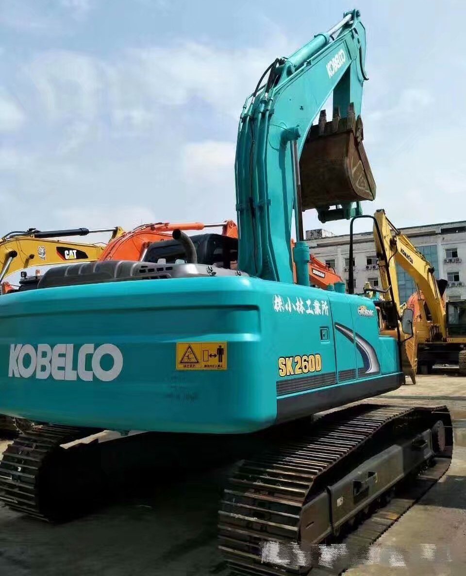 
                Используется экскаватор Kobelco Kobelco Sk260-8
            