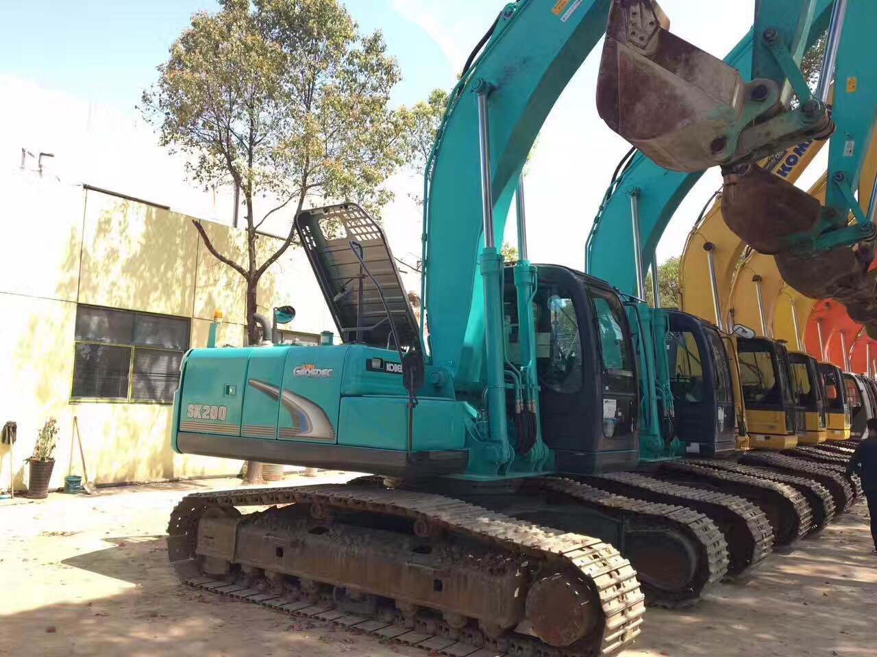 China 
                Used Kobelco Excavator Sk200-8 for Sale
             supplier