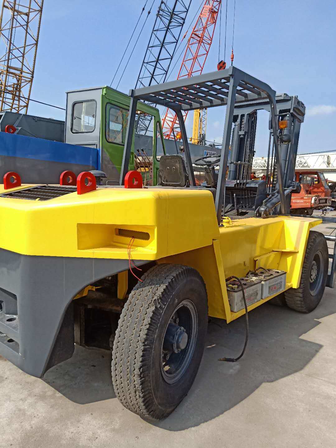 
                Utilisé Komatsu 5tonne Mini prêt-à-travail utilisé Japan-Original Transpalette chariot élévateur à fourche
            