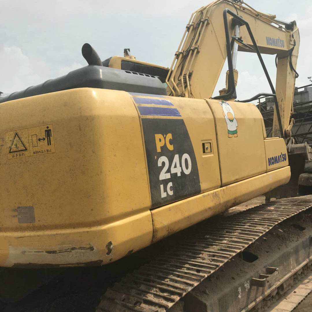 Used Komatsu Excavator PC240 in Good Quality