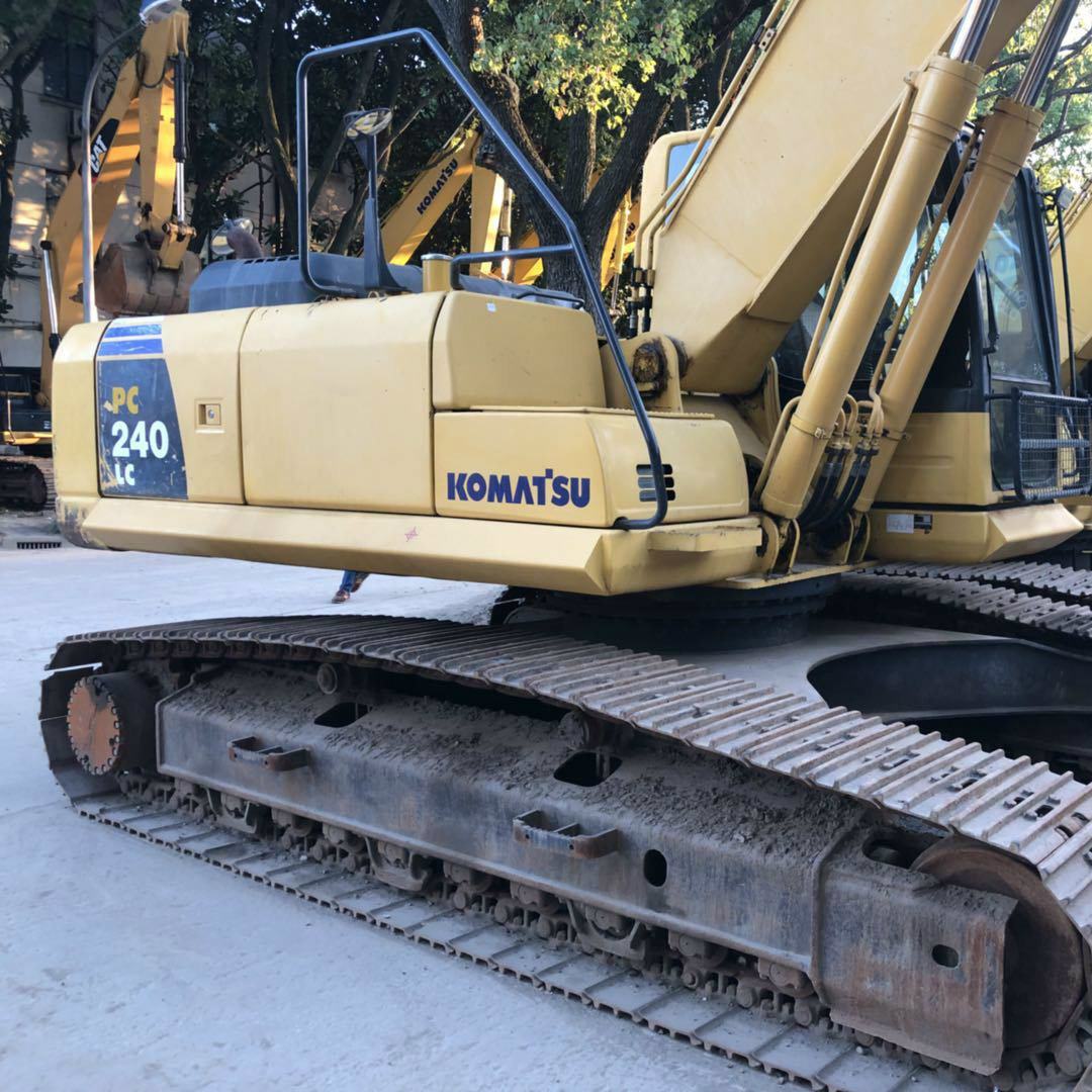 Used Komatsu PC240 Crawler Excavator in Good Quality
