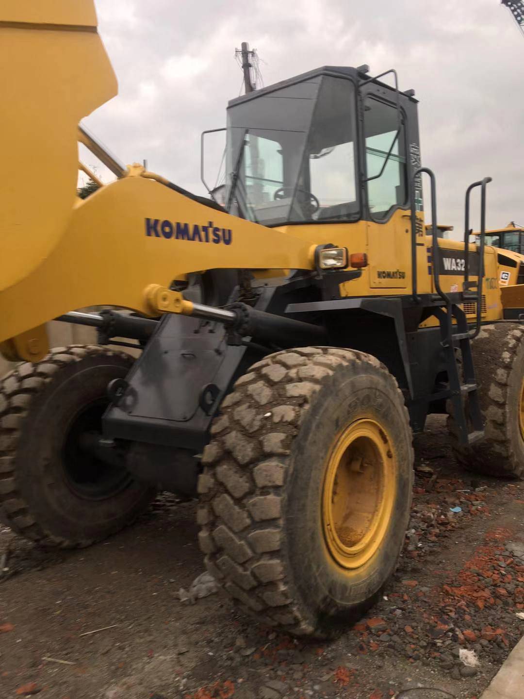 Used Komatsu Wa400-1 Wheel Loader Wa350 Wa320 Wa420