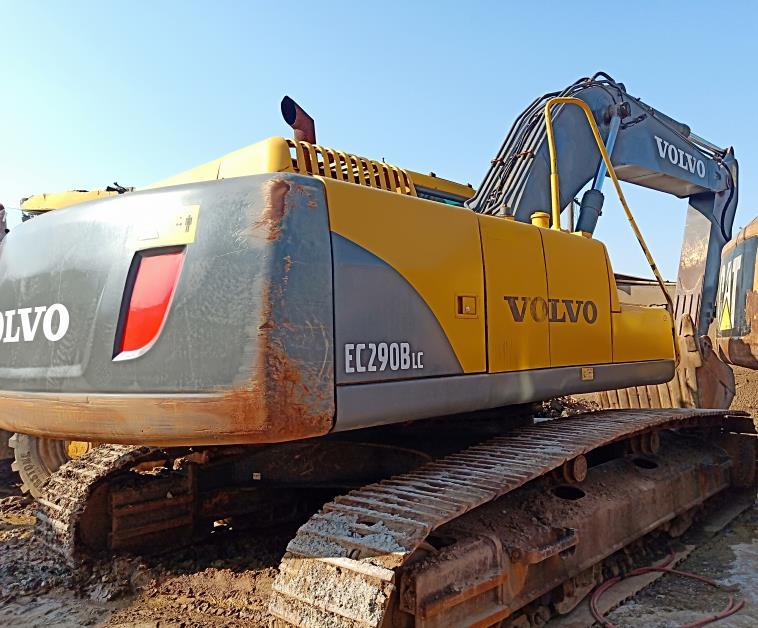 
                Suecia Original utiliza maquinaria pesada excavadora de cadenas de Volvo ce290BLC
            