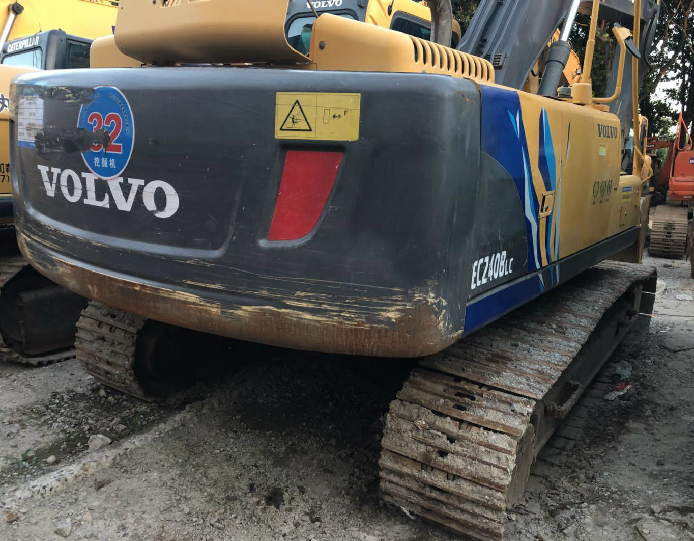 
                Original usado na Suécia a Volvo Ce240 Escavadeira Crawer para venda
            