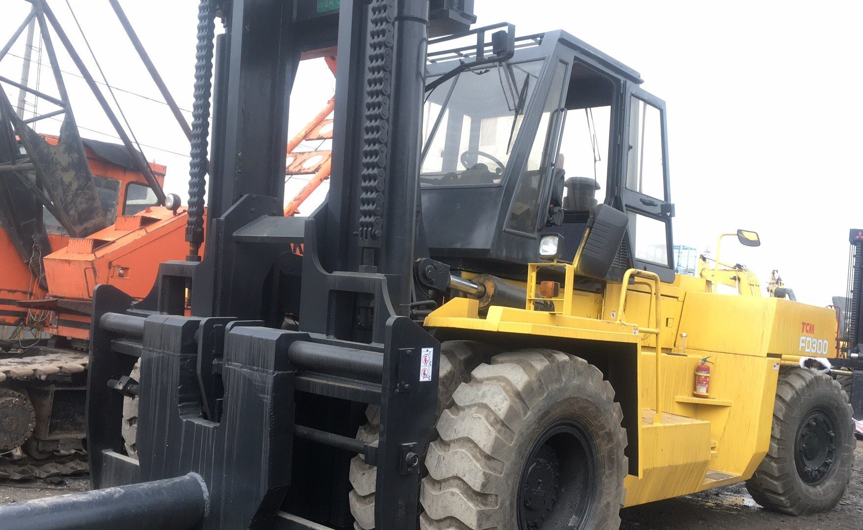 Used Tcm Fd300 Forklift / Used Tcm 30ton Forklift / Tcm 25t Forklift