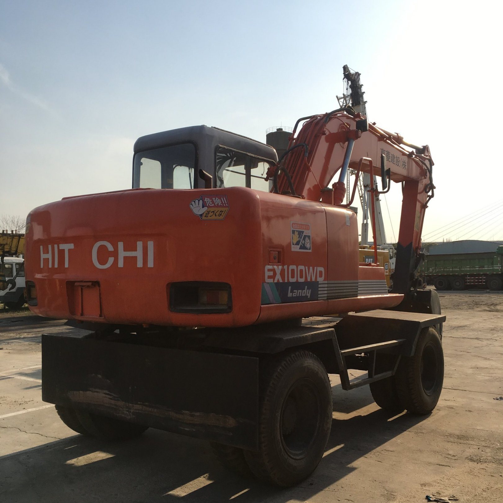 
                Used Wheel Excavator Hitachi Ex100 / Hitachi Wheel Excavator Ex100
            