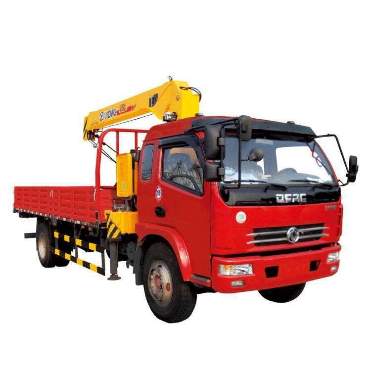 
                Una gru montata camion idraulico da 10 tonnellate con l′alta qualità
            