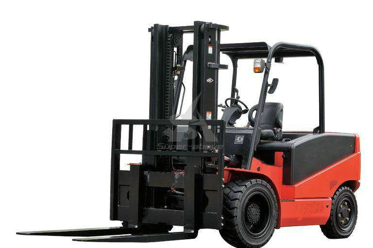 3000kg Diesel Forklift with Top Engine with Low Price