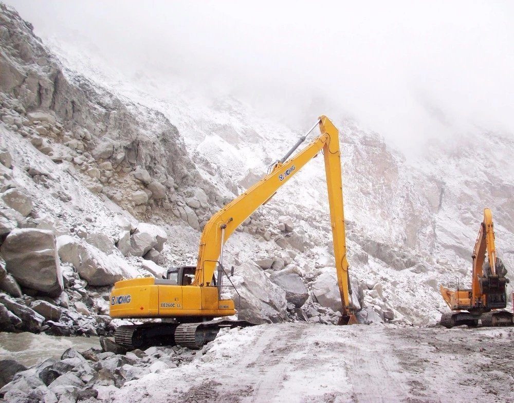 50t Crawler Excavator with High Quality