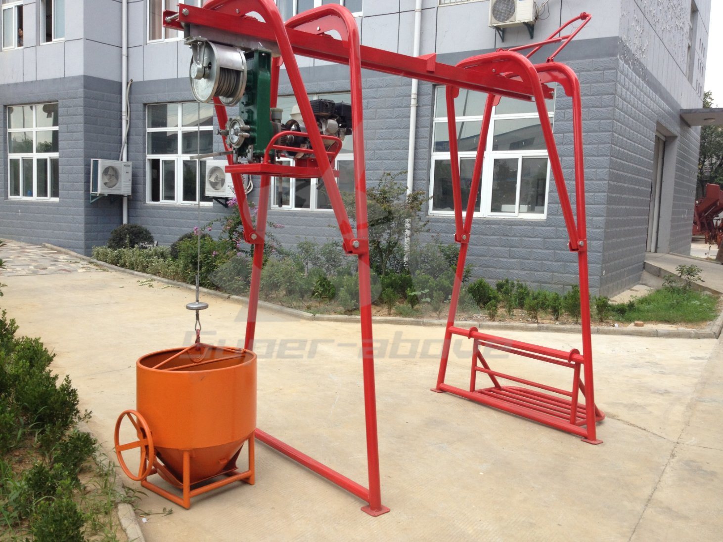 China 
                Building Hoist for Construction Materials
             supplier
