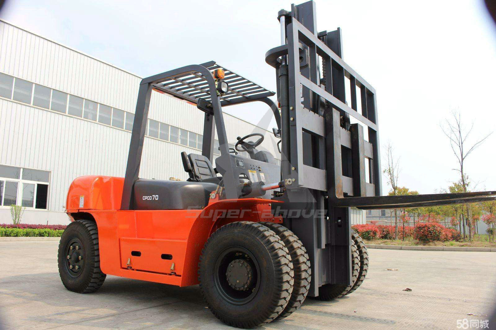 China Heavy Duty 5 Ton Forklift with Best Price
