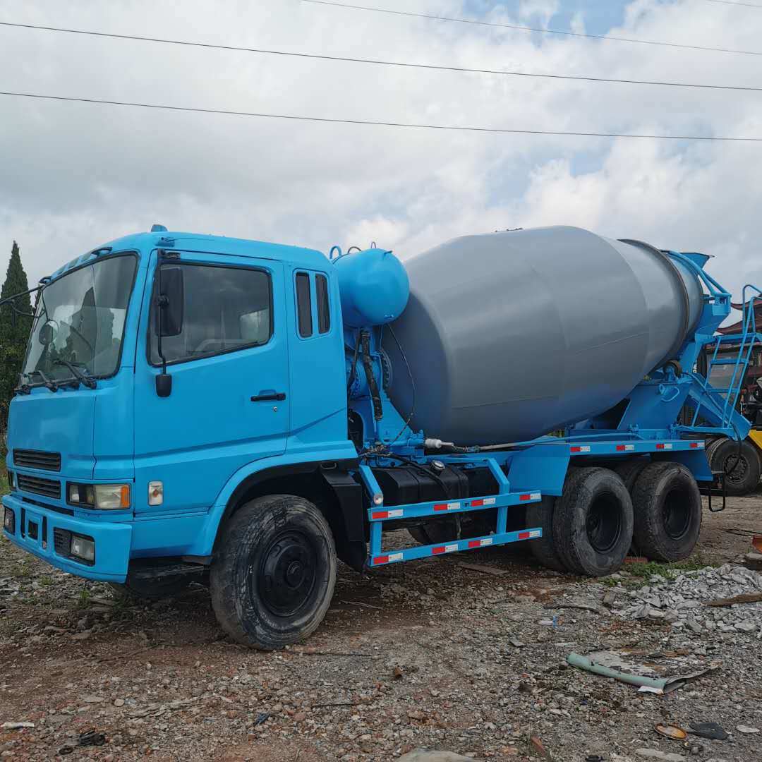 China 
                De gebruikte Vrachtwagen van de Concrete Mixer met Goede Voorwaarde
             leverancier