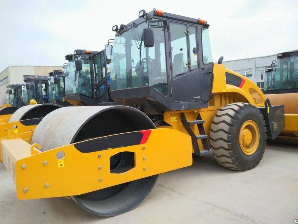 China 
                16ton Single-Drum Rolete de Estrada Xs163j rolo vibratório
             fornecedor