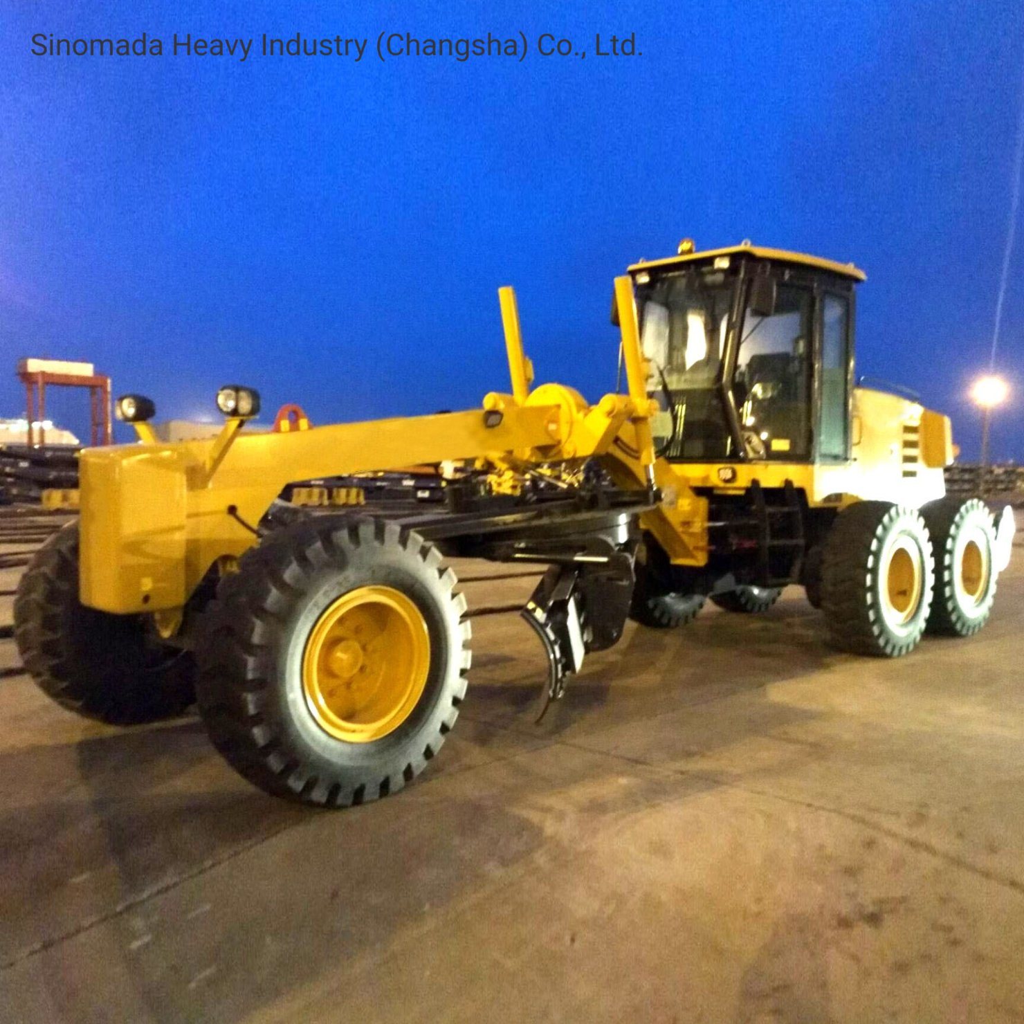 240HP Powerful Road Motor Grader 240HP Gr2403 for Sale