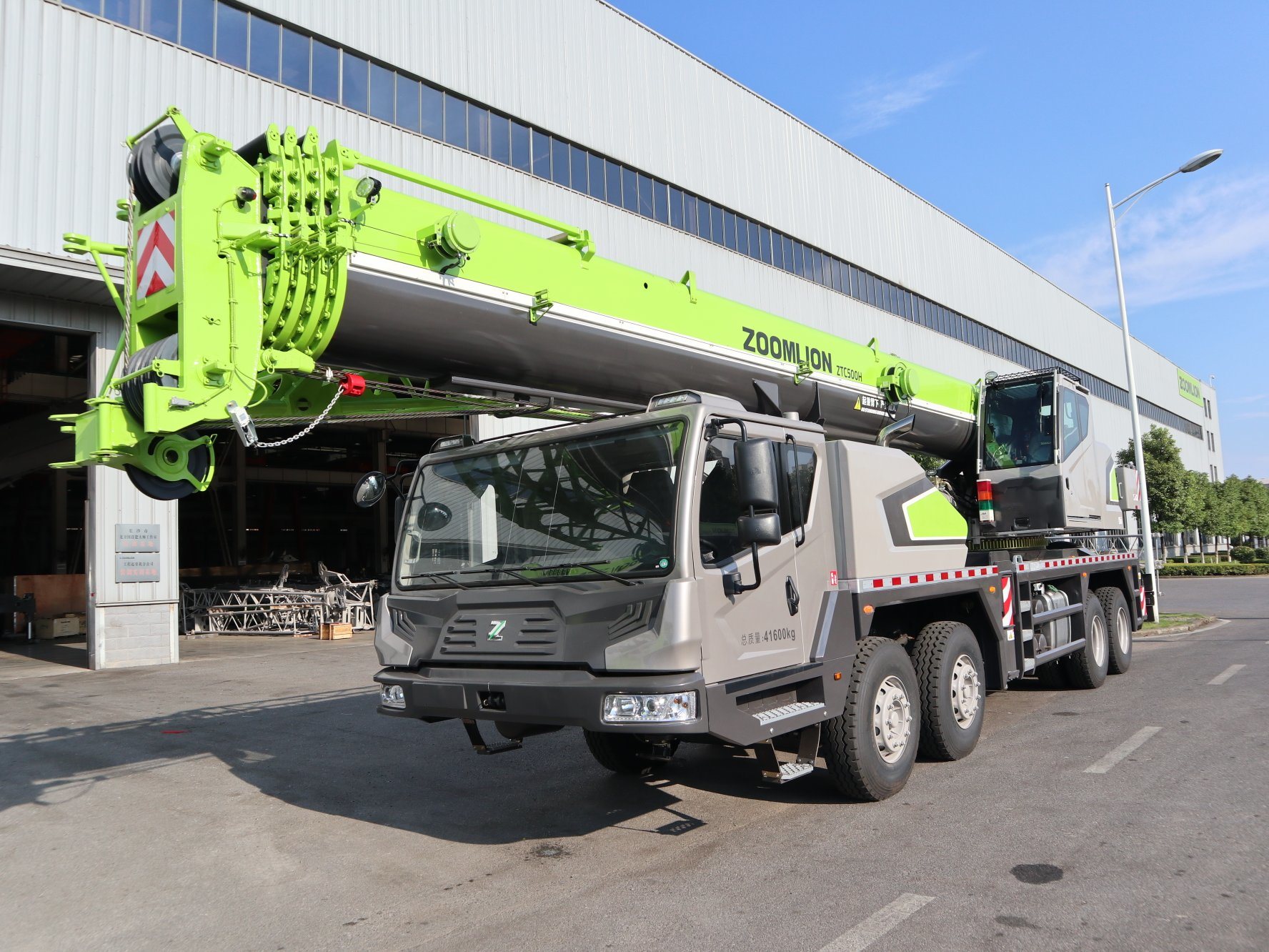 25 Ton Truck Crane — Zoomlion Truck Crane Ztc250 with Three Alex