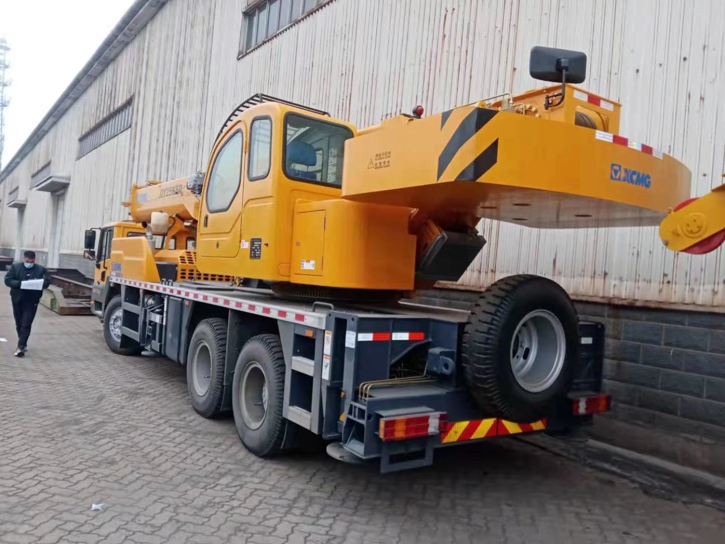 25 Tons 48.5m Mobile Crane Truck Crane Qy25K5d Best Price