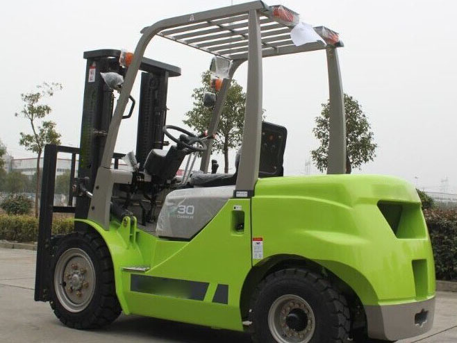 China 
                3 Ton Diesel Empilhadores de carro elevador FD30z para o Peru
             fornecedor
