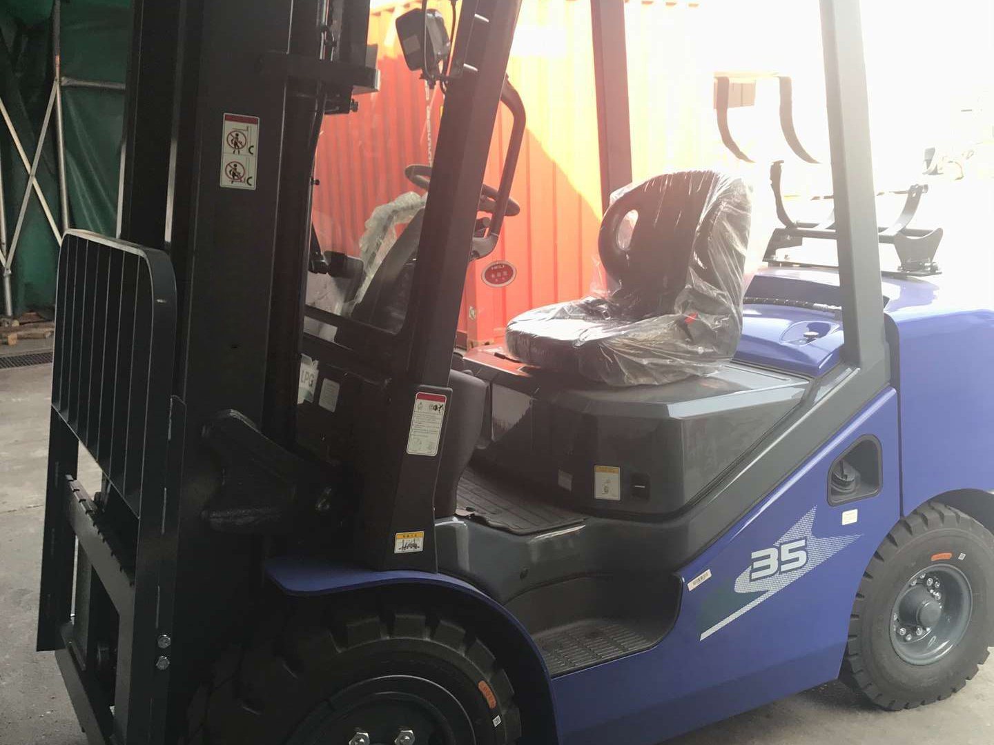 
                3t Mini GPL e Gasforklift Cpqyd30
            