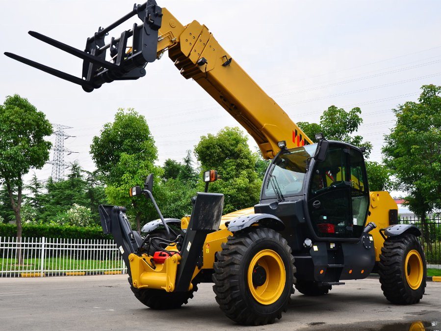 China 
                4.5 Ton Telehandlers Xc6-4517K Xc6-3006K Xc6-3007K Telescopic Forklift Loader
             proveedor