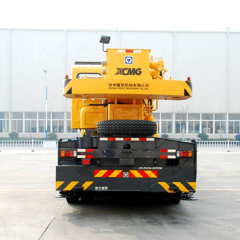 China 
                40 Ton Wheel Truck Crane Qy40kc Truck Crane for Sale
             supplier