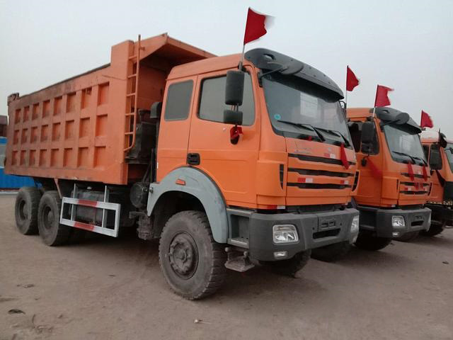 
                40 tonnes camion à benne basculante 6X4 EURO2 zz3257M3241W à cabine allongée
            