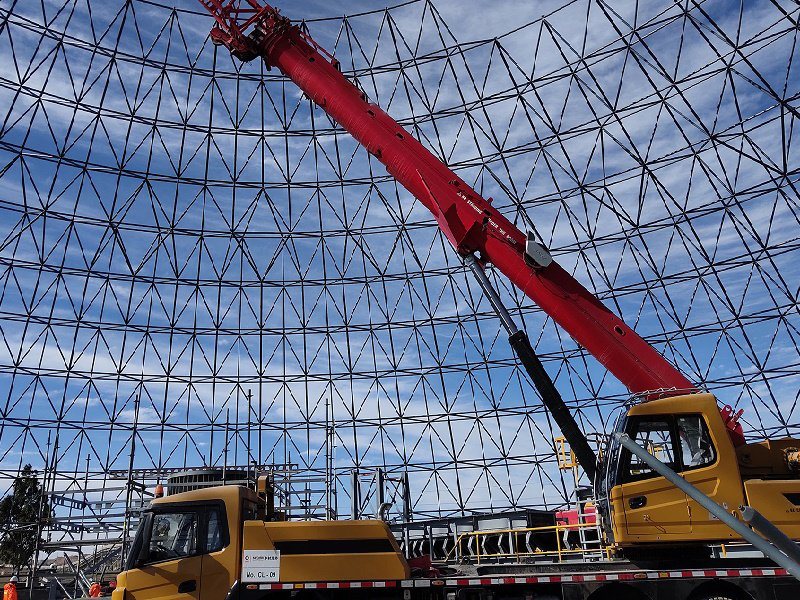 China 
                40 Toneladas máquina hidráulica móvel Stc Grua400T com motor Euro 3 em preço baixo
             fornecedor