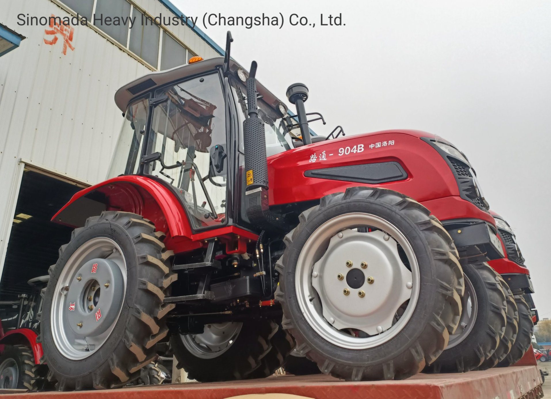 
                Сельскохозяйственные фермы Lutong сад трактор 90HP LT904b с запасные части
            