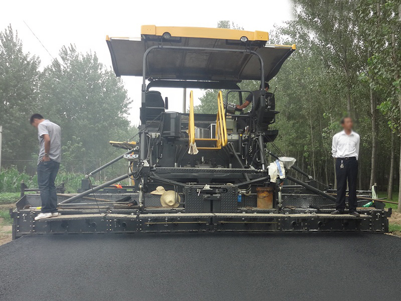 Asphalt Finisher Concrete Paver Srp95m Plus with Engine Competitive Price