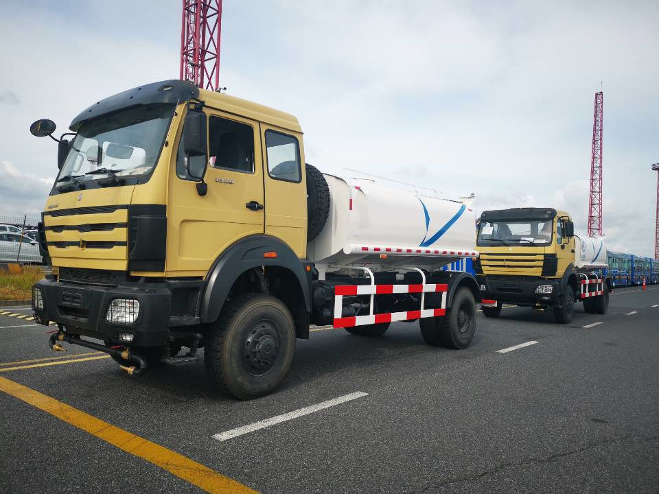 Beiben 4X4 Water Tank Trucks 10m3 Water Browser Sprinkler in Congo