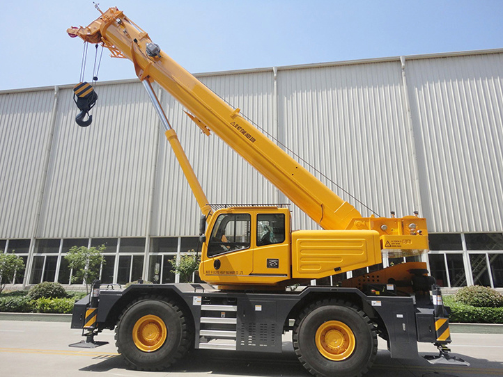 China 
                Beste prijs Rt55e 55 ton Rough Terrain Mobile Crane voor Verkoop
             leverancier