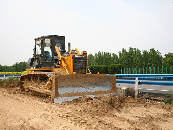 China 
                Melhor qualidade de DH13b2 Bulldozer Trator de Esteiras Terraplanagem
             fornecedor