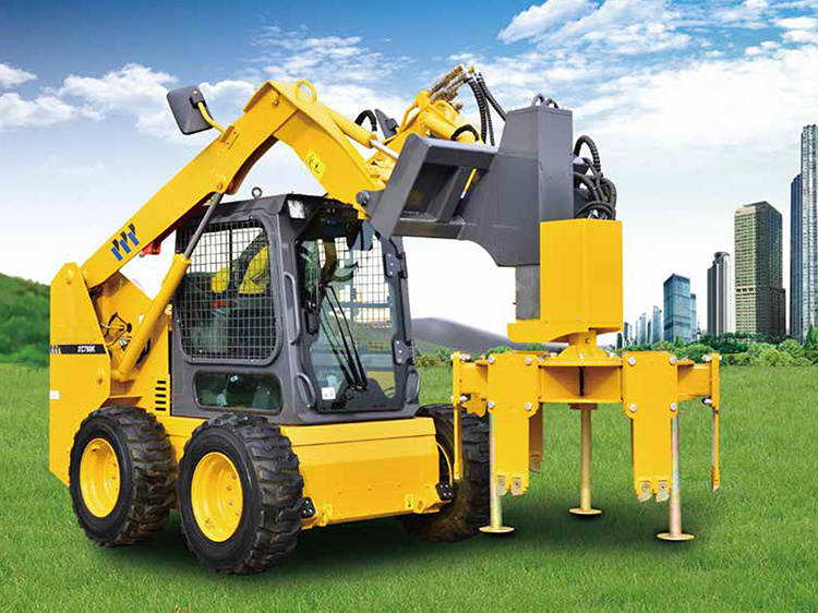 Cheap Wheel Type Skid Steer Loader Xt760 with Pallet Fork