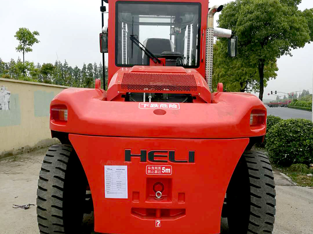 China Heli 1-1.8t Diesel / Gasoline / LPG Counterbalanced Forklift