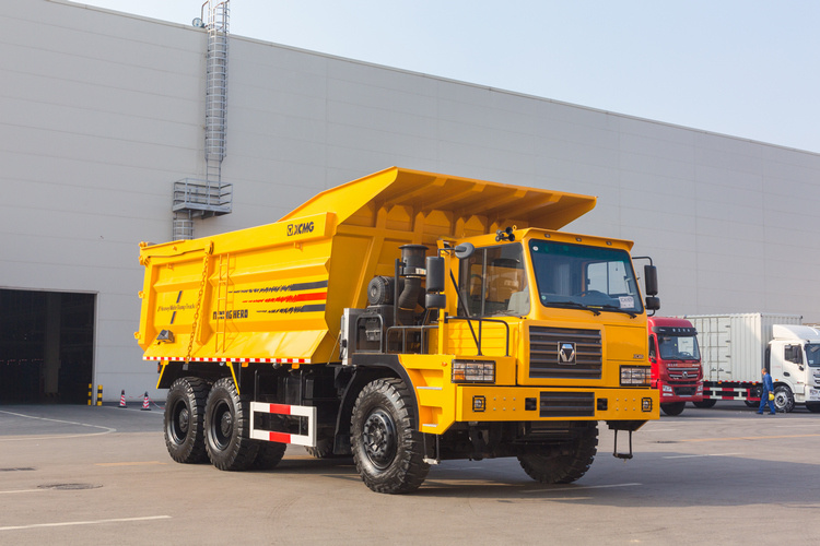 Cina 
                Prezzo dumper da miniera con cassone ribaltabile 6X4 Made in Cina
             fornitore