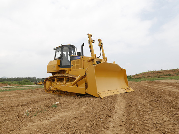 Chinese Machinery Crawler Bulldozer Sem822D with Rear Ripper for Sale