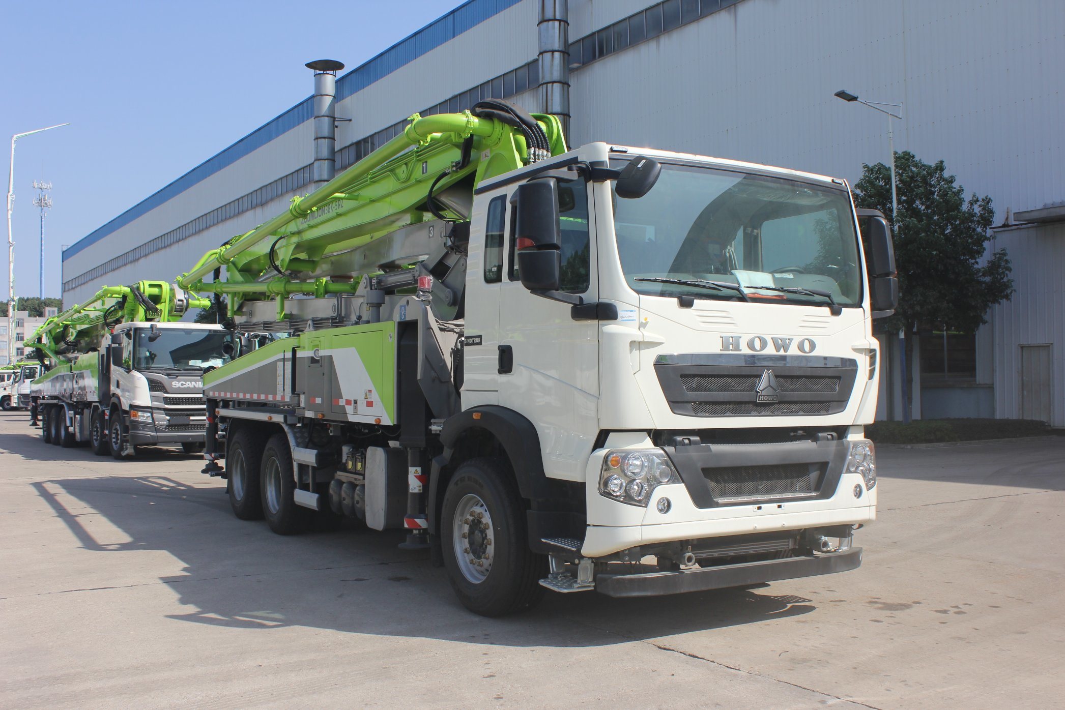 
                Camion à pompe à béton Zoomlion Nouvelle 23m pompes montées sur camion 23X-4z
            