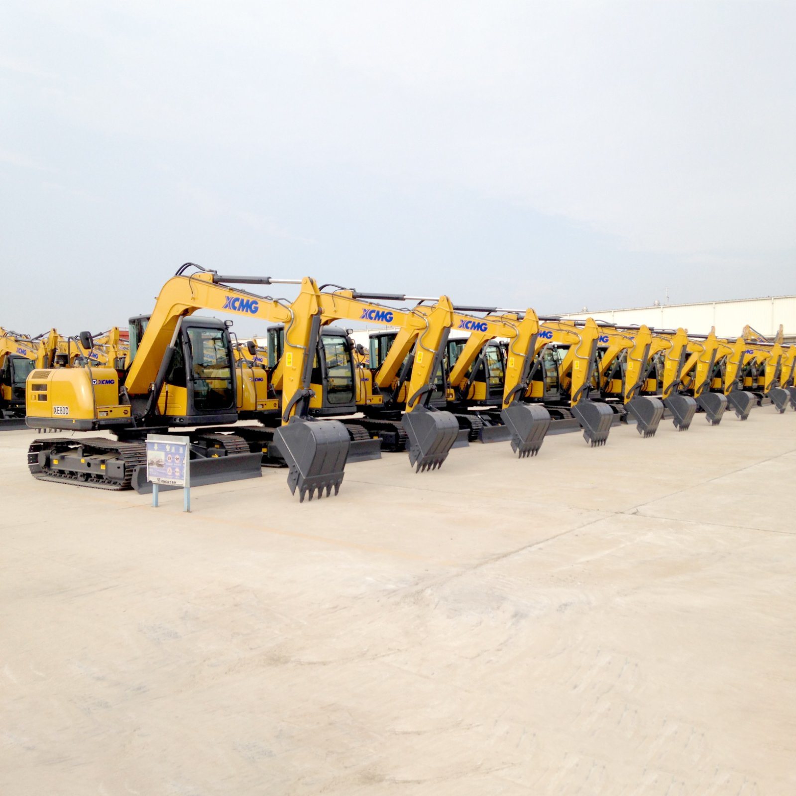 Construction Machinery 8 Ton Small Crawler Excavator with Price List