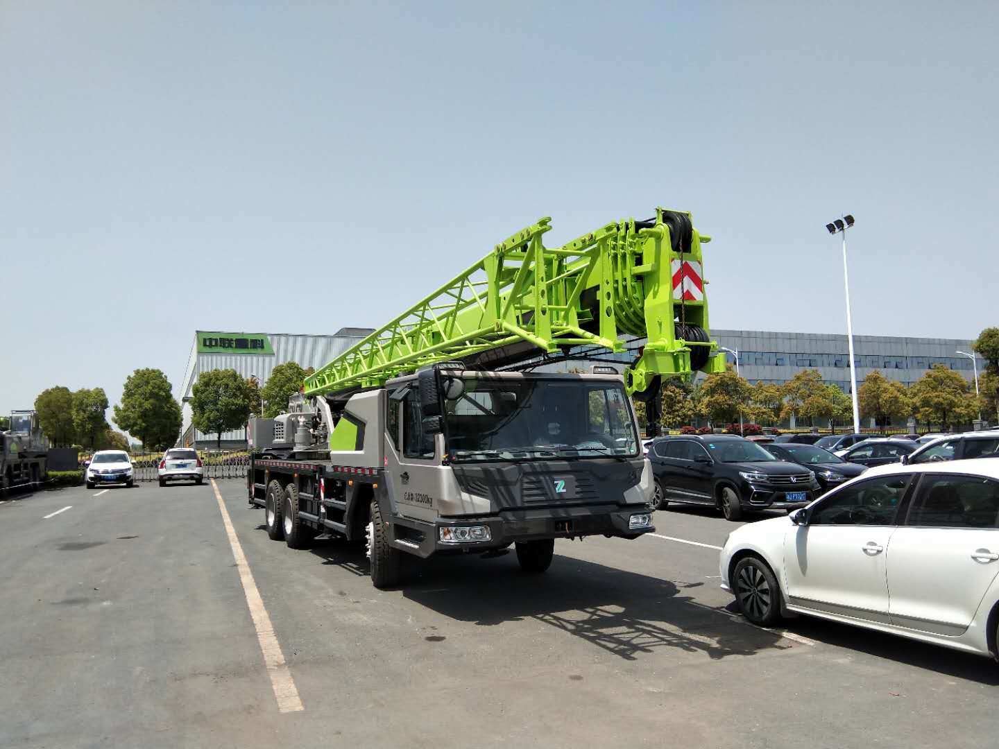 China 
                Construção Zoomlion Truck Crane 25 Ton lança telescópica Crane Euro VI
             fornecedor
