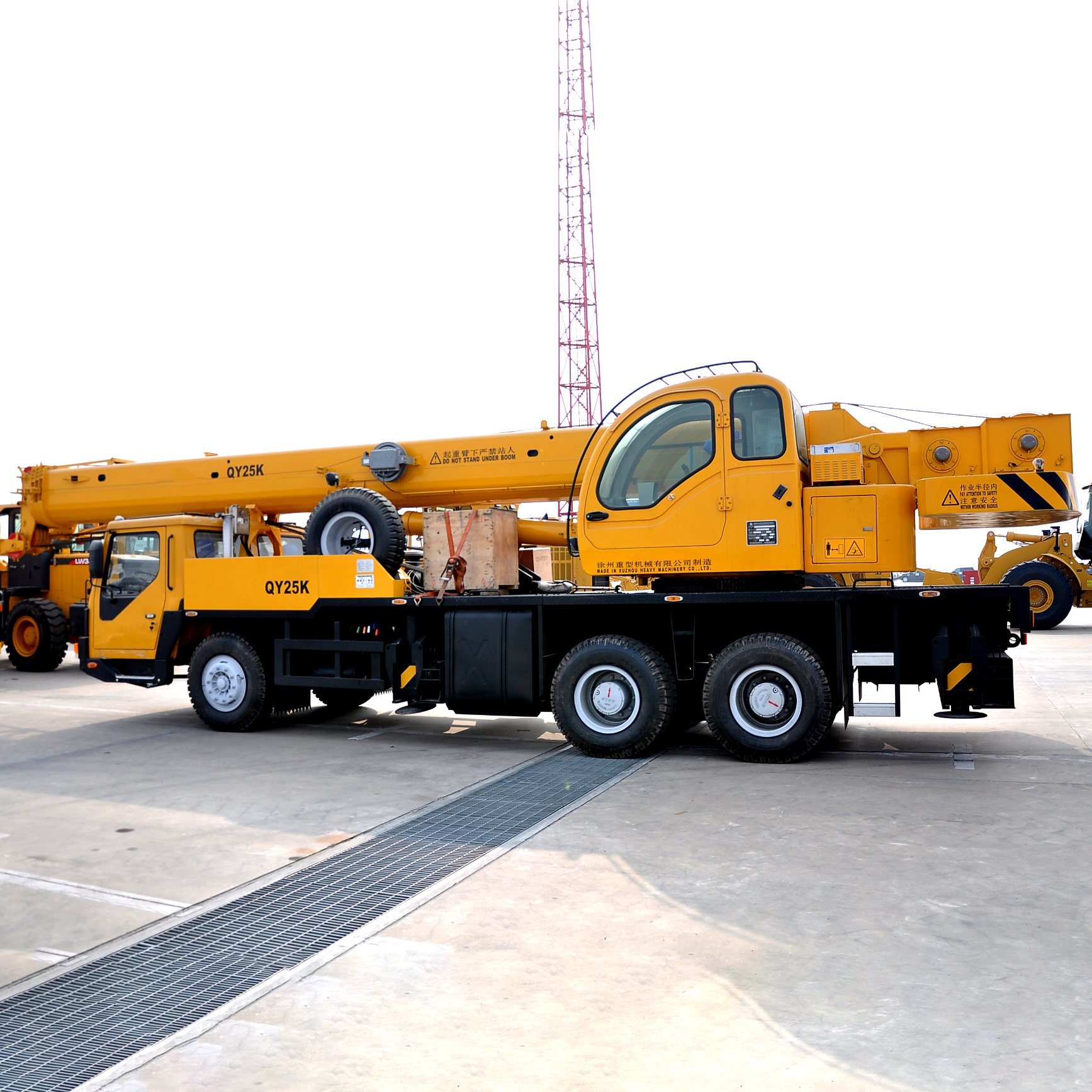 Crane Lifting Equipment Brand New 25ton Truck Crane Qy25K5d