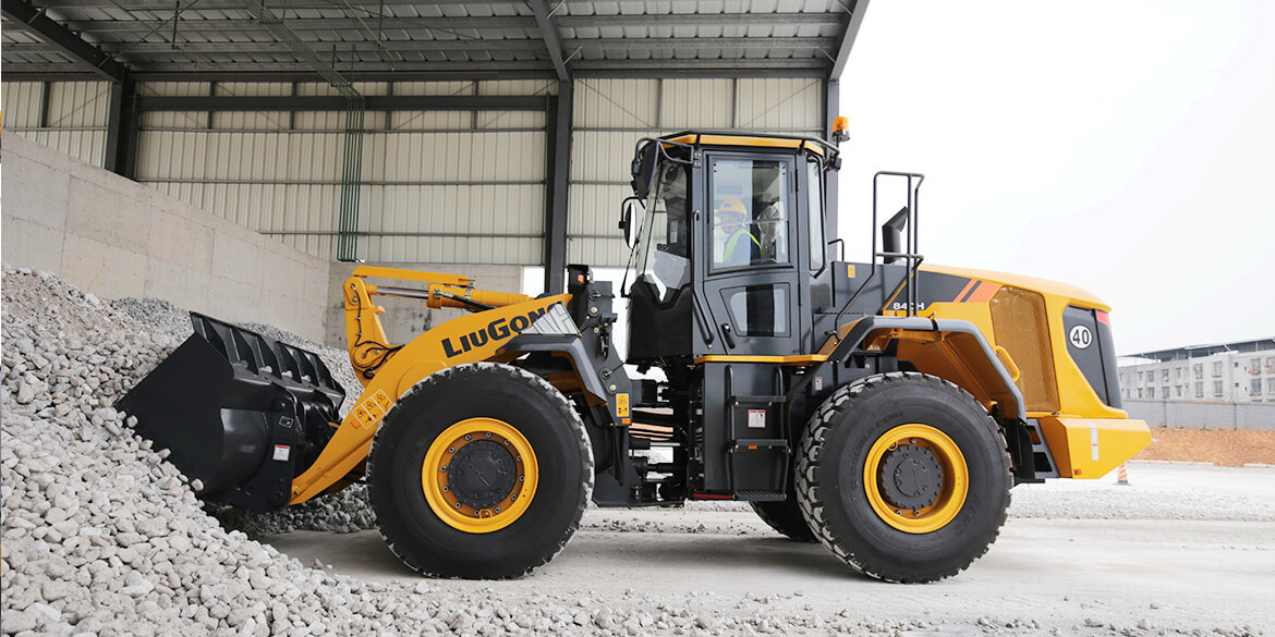 Earthmoving Machinery Factory Price Rated Load 4000kg 840h Bucket 2.1 Front Wheel Loader