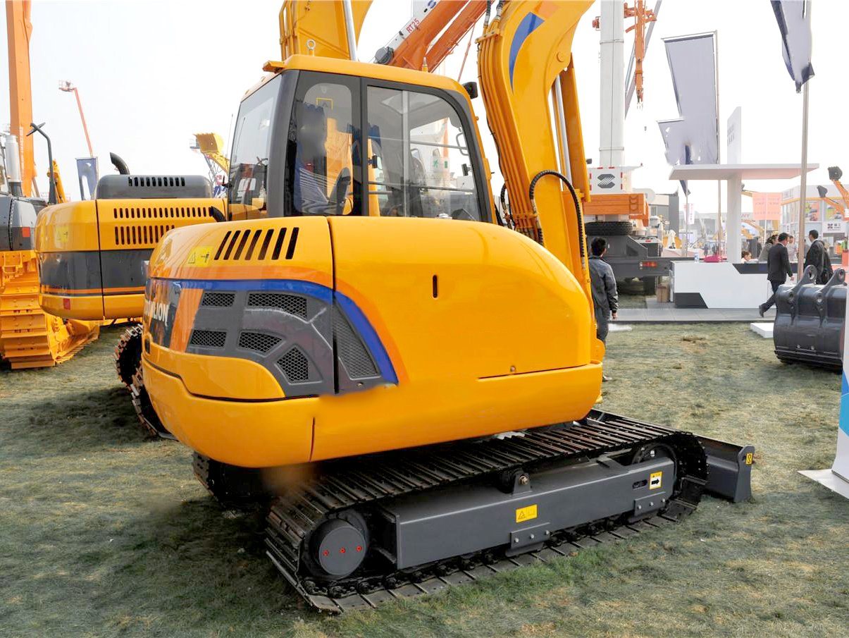 China 
                유명한 Zoomlion New Crawler 유압식 굴삭기 Ze60e-10 6톤에서 필리핀
             supplier