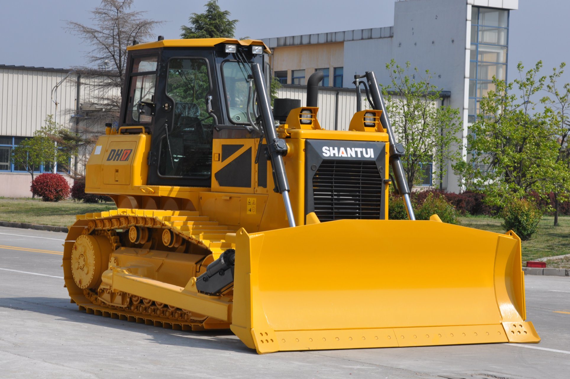 Full Hydraulic Shantui Heavy 170HP Crawler Dozer Bulldozer New Dh17