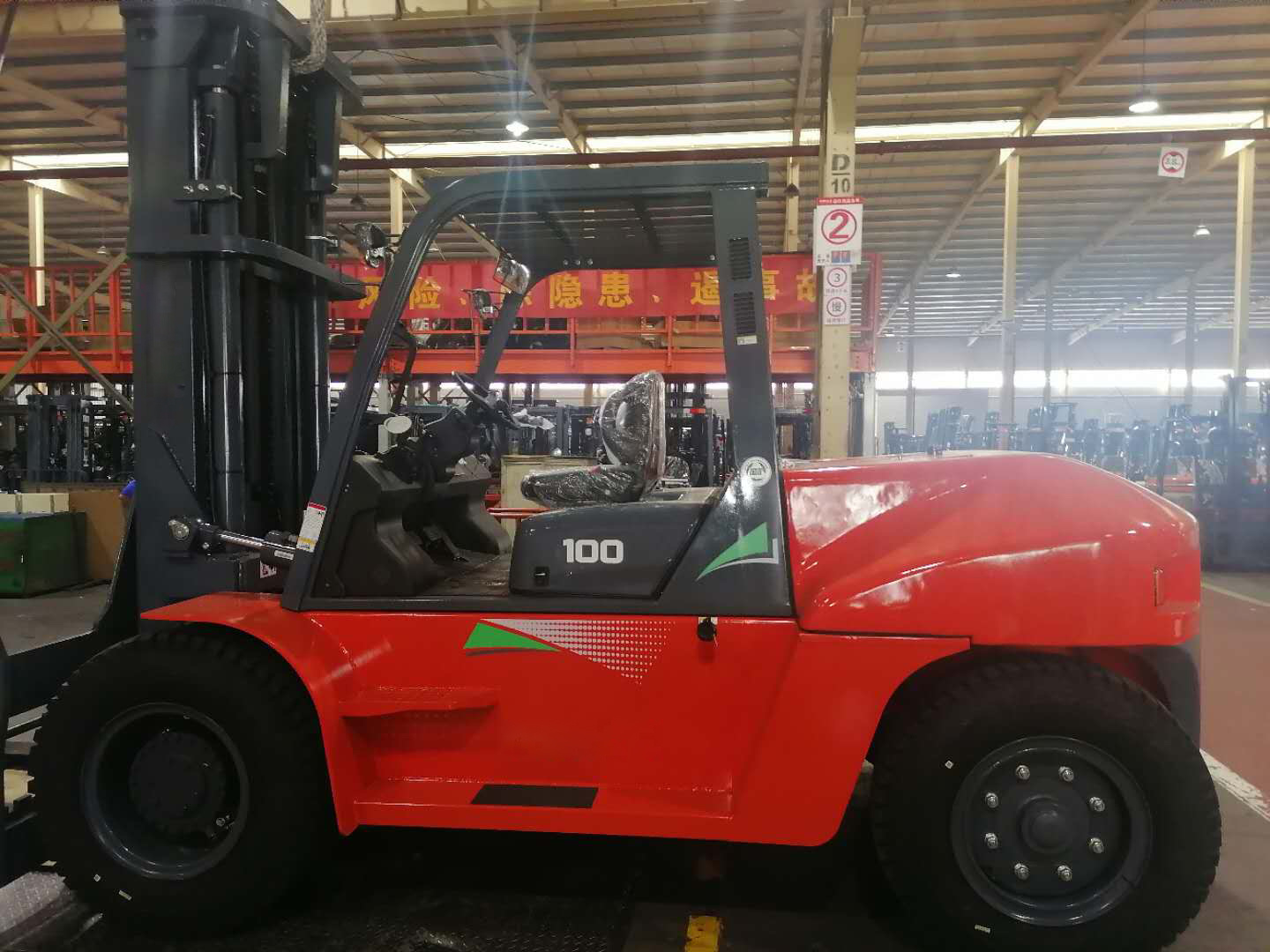 Heli Cpcd100 10ton Diesel Forklift Cpcd100 with Side Shift