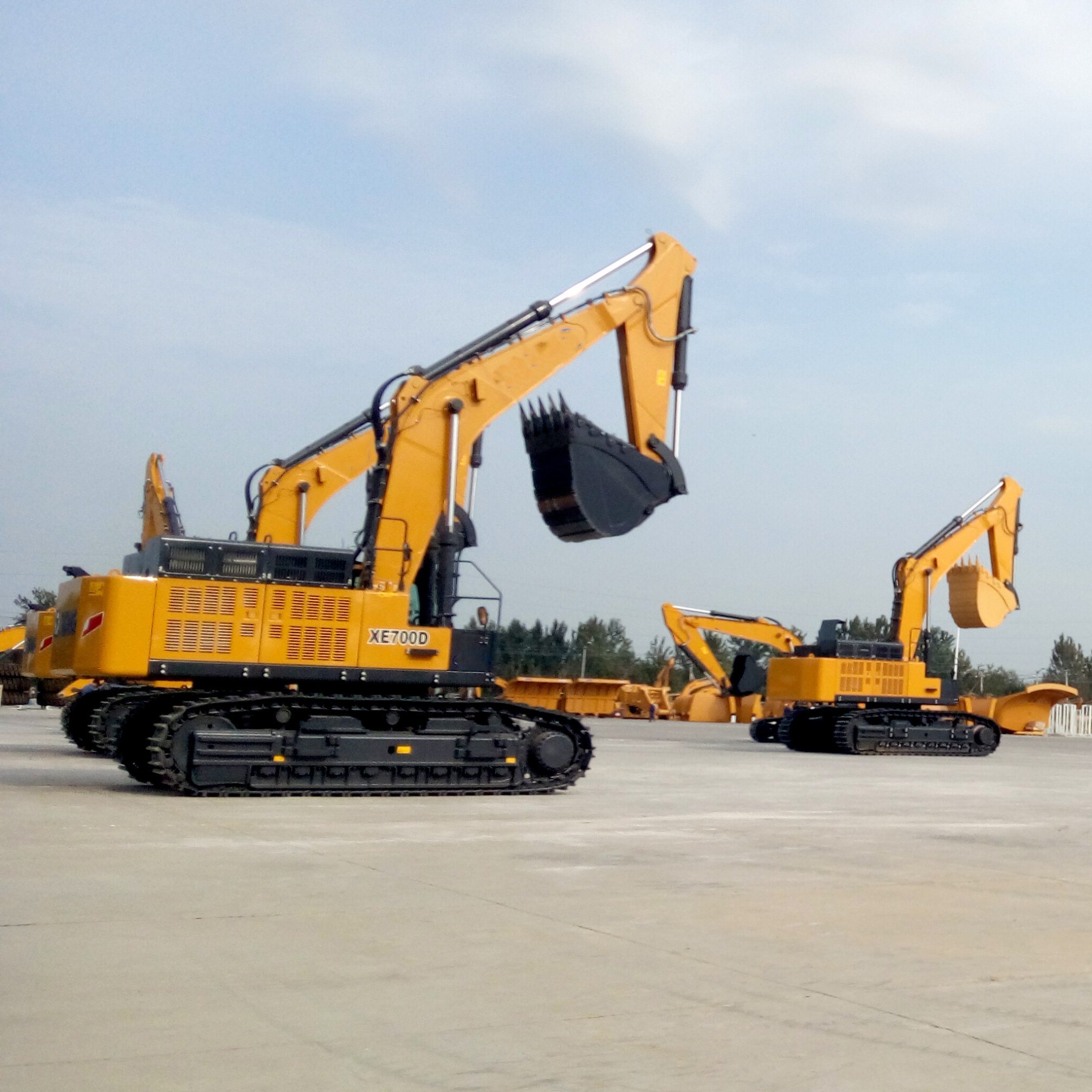 
                Escavatore cingolato da 75 tonnellate Xe750d ad alte prestazioni per scavatrici da miniera con CE In vendita
            