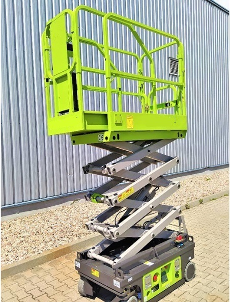 High Quality 14m Electric Mobile Scissor Lift Zs1414HD-Li Hot Sale in Malaysia