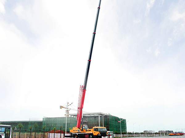 High Quality 41m Max Boom Truck Crane Stc250t5 25 Ton for LHD & Rhd Countries