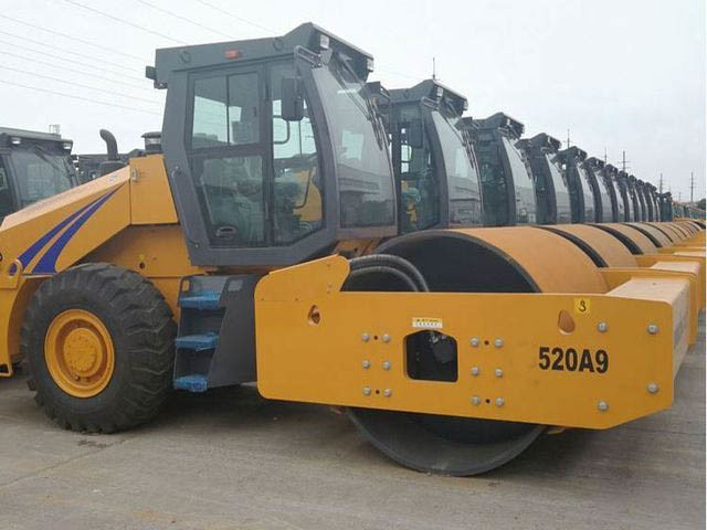 Hot Sale 14 Ton Single Drum Compactor Road Roller Cdm514b with Factory Price
